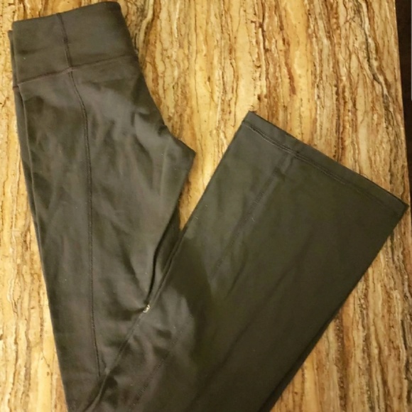 Lululemon pants - Picture 1 of 3
